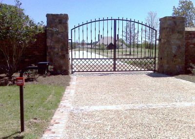 Custom Iron Gate with Max1400 Swing Gates & AAS X1 Res Cell Phone